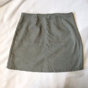 Forever 21 Black and White Houndstooth Mini Skirt